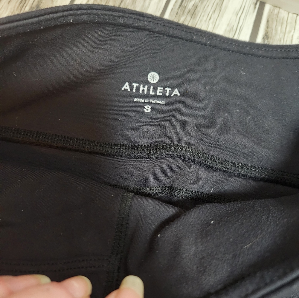 2 )‎ pair Athleta cropped leggings  #983309 - Picture 8 of 8